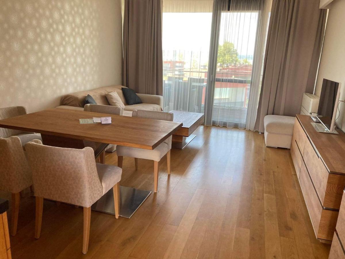 Bl Bavaria Yachtclub & Apartments Balatonlelle Exterior foto